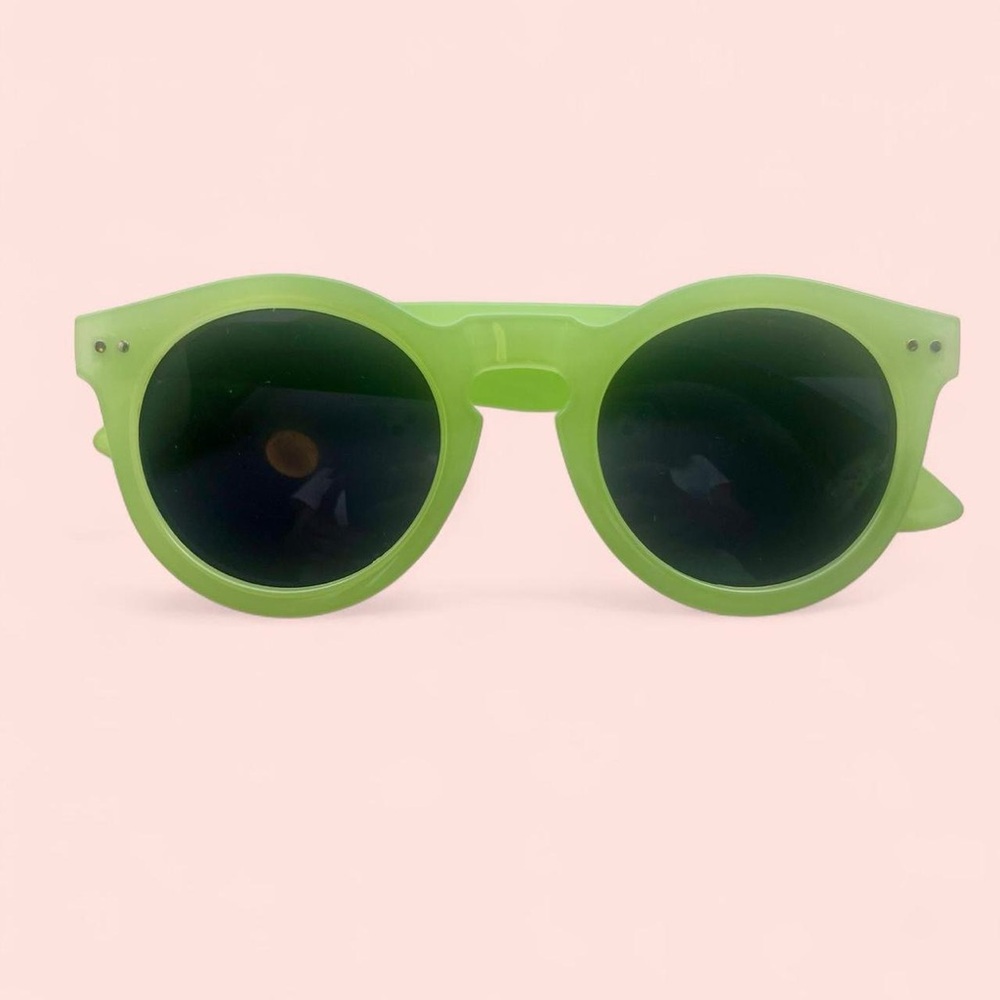 Stylish Green Round Sunglasses